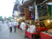 shopes-around-data-darbar.jpg